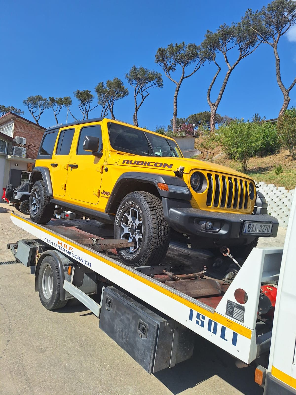 Carroattrezzi roma jeep 02