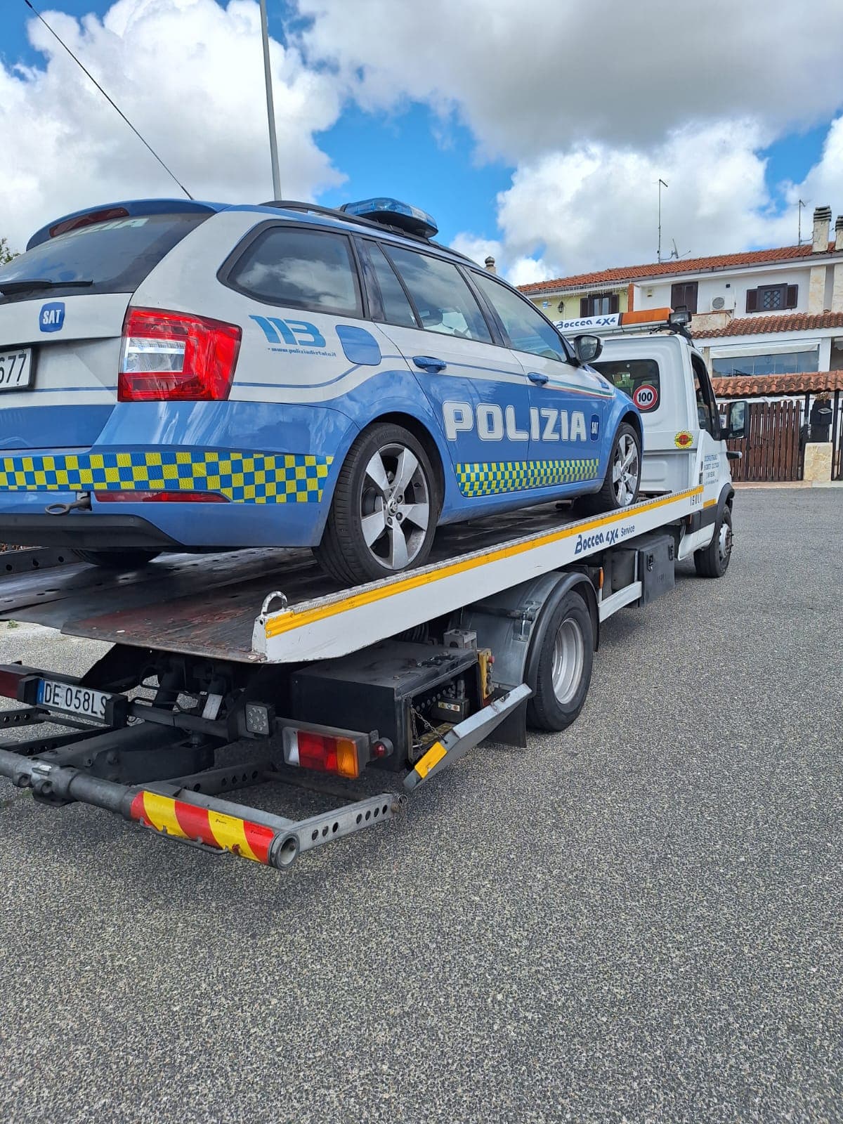 Carroattrezzi roma polizia 01